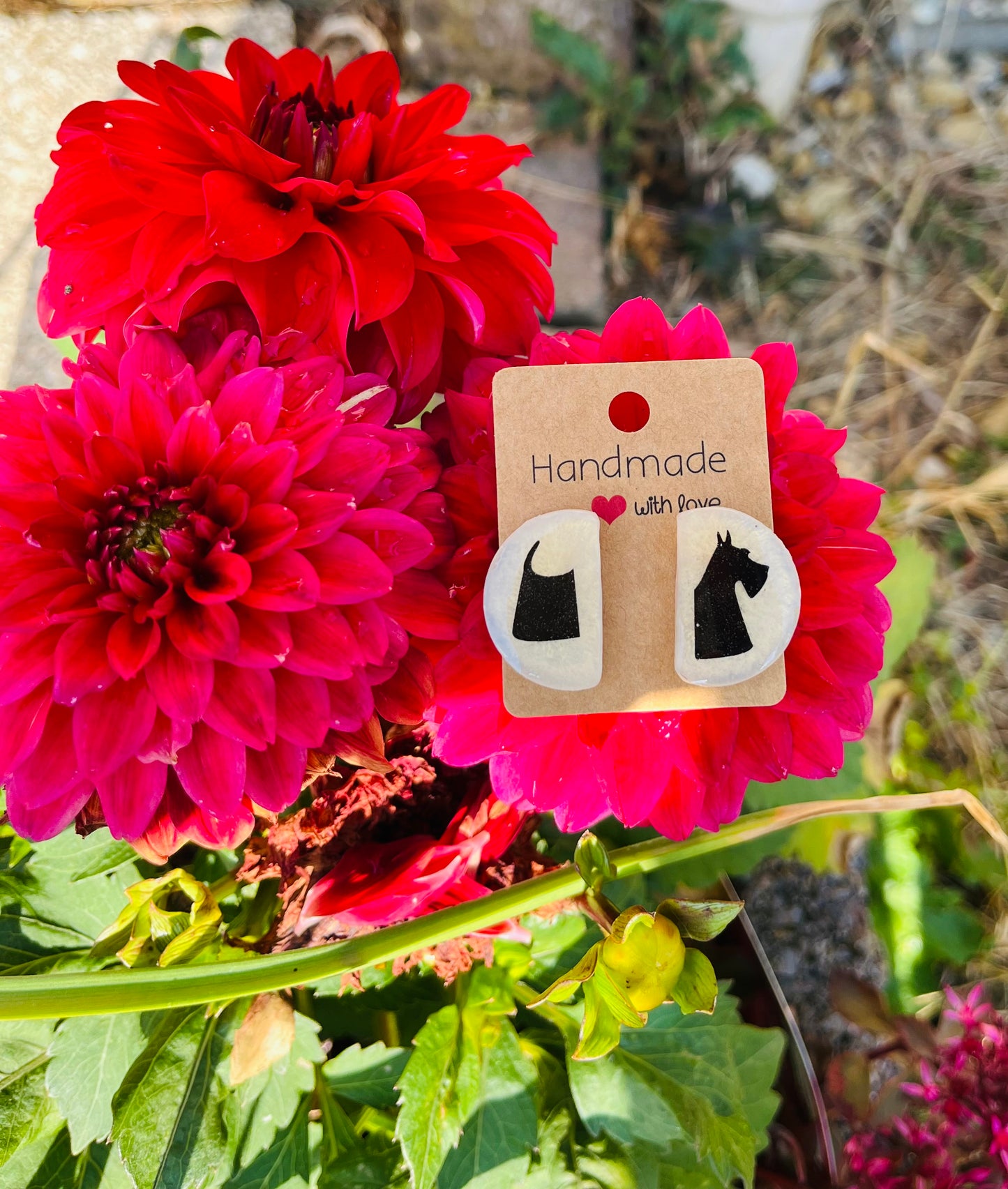 Boucle d’oreilles blanc Nacré avec Scottish Terrier